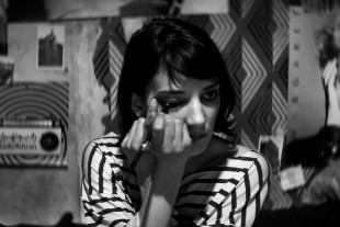 A Girl Who Walks Home Alone At Night A Girl Who Walks Home Alone At Night