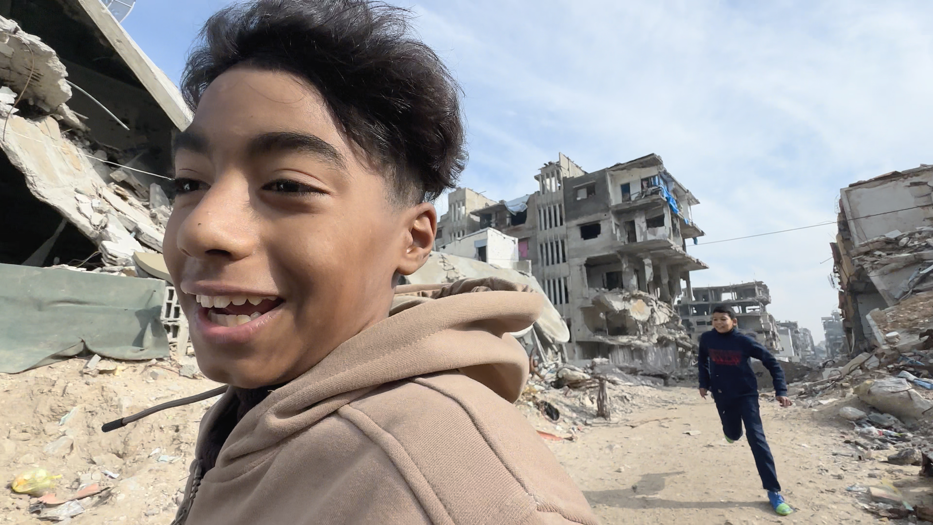 JOJ_Kids in GAZA_HERO STILL_sél1